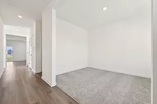 2915 Savana Dr, Joliet, IL 60435 - Photo 3