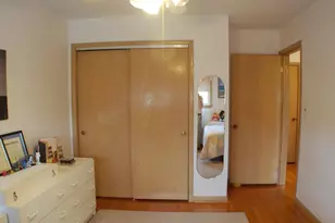 7810 Tripp Ave, Skokie, IL 60076 - Photo 11