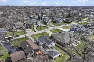 348 N Shady Ln, Elmhurst, IL 60126 - Photo 31