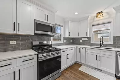 348 N Shady Lane, Elmhurst, IL 60126 - Photo 11