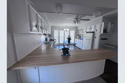 1336 Douglas Avenue #4, Montgomery, IL 60538 - Photo 3