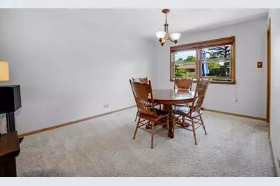 1501 Carson Court, Homewood, IL 60430 - Photo 7