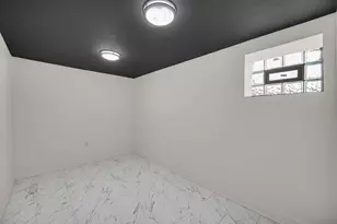 9321 S Green St, Chicago, IL 60620 - Photo 21