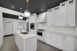 9321 S Green St, Chicago, IL 60620 - Photo 5