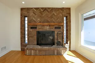 409 Lexington Dr, Schaumburg, IL 60173 - Photo 13