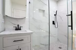 409 Lexington Dr, Schaumburg, IL 60173 - Photo 17