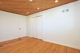 409 Lexington Dr, Schaumburg, IL 60173 - Photo 19