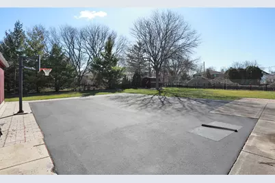 409 Lexington Drive, Schaumburg, IL 60173 - Photo 31