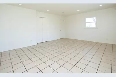 409 Lexington Drive, Schaumburg, IL 60173 - Photo 15