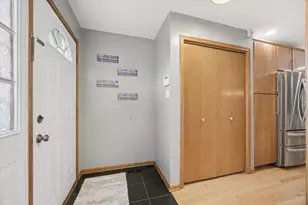 5446 S Rutherford Ave, Chicago, IL 60638 - Photo 3