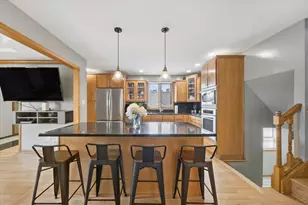 5446 S Rutherford Ave, Chicago, IL 60638 - Photo 9