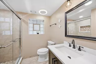 5446 S Rutherford Ave, Chicago, IL 60638 - Photo 25