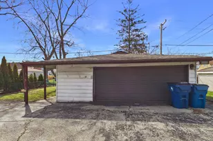 2522 Westbrook Dr, Franklin Park, IL 60131 - Photo 5