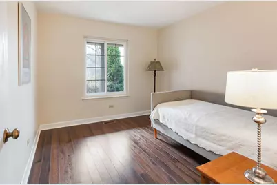 871 Brandt Drive, Lake in the Hills, IL 60156 - Photo 11