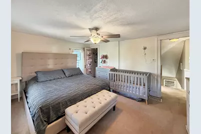 319 N Foley Avenue, Freeport, IL 61032 - Photo 25