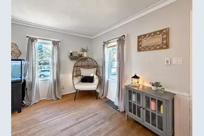 319 N Foley Avenue, Freeport, IL 61032 - Photo 23