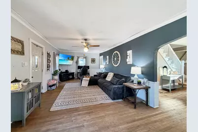 319 N Foley Avenue, Freeport, IL 61032 - Photo 7