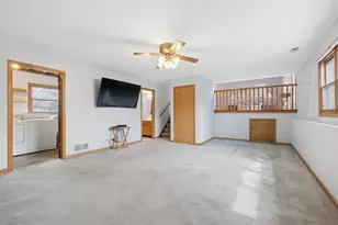 752 Rosanne St, Lockport, IL 60441 - Photo 9