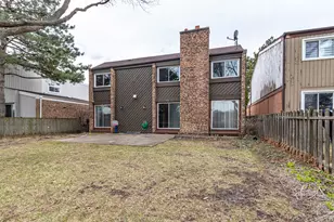 2431 Cobblewood Dr, Northbrook, IL 60062 - Photo 33