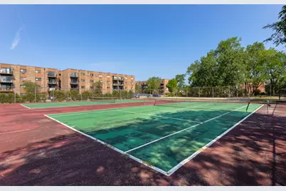 8901 N Western Avenue #203, Des Plaines, IL 60016 - Photo 15