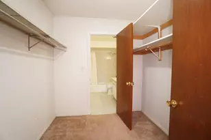 834 E Old Willow Rd, Prospect Heights, IL 60070 - Photo 13