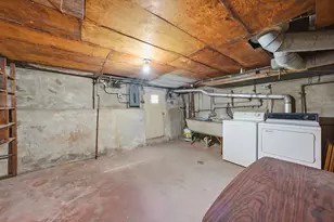 11223 S Forrestville Ave, Chicago, IL 60628 - Photo 19