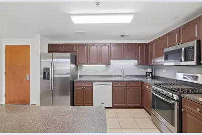 875 E 22nd Street #410, Lombard, IL 60148 - Photo 7