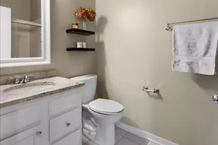 1830 N Winchester Ave, Chicago, IL 60622 - Photo 21