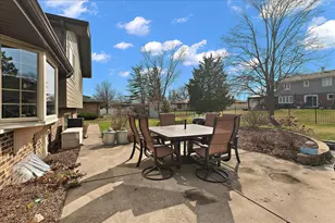 13608 Glen Eagle Ct, Orland Park, IL 60462 - Photo 29