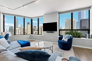 [Address not provided], Chicago, IL 60654 - Photo 7