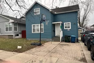 913 Superior St, Aurora, IL 60505 - Photo 3