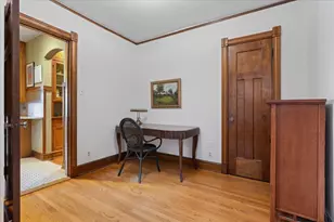 304 N Grove Ave, Oak Park, IL 60302 - Photo 15