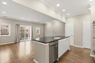 2017 N Lincoln Ave, Chicago, IL 60614 - Photo 9