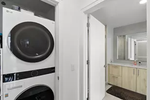 211 N Harbor Dr, Chicago, IL 60601 - Photo 7