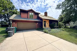 1139 Gillian St, Lemont, IL 60439 - Photo 1