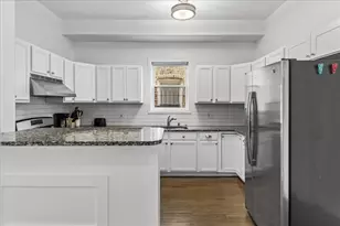 3348 W Le Moyne St, Chicago, IL 60651 - Photo 9