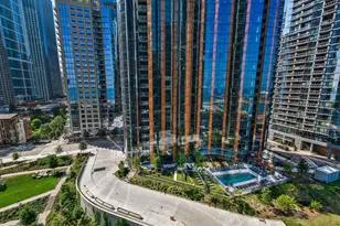 211 N Harbor Dr, Chicago, IL 60601 - Photo 3