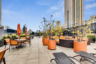 345 N LaSalle St, Chicago, IL 60654 - Photo 25