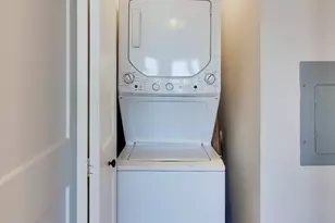 345 N LaSalle St, Chicago, IL 60654 - Photo 19