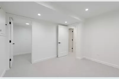 2854 N Francisco Avenue, Chicago, IL 60618 - Photo 45