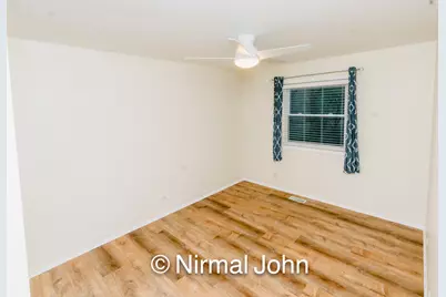 30 Monterey Drive, Vernon Hills, IL 60061 - Photo 5