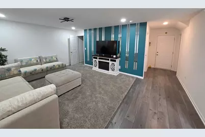 4277 Chelsea Manor Circle, Aurora, IL 60504 - Photo 3