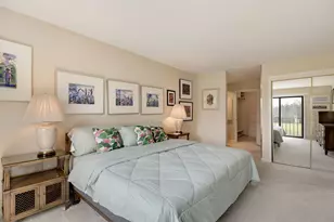 2 The Court of Harborside, Northbrook, IL 60062 - Photo 9