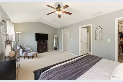 2419 Emily Lane, Elgin, IL 60124 - Photo 11