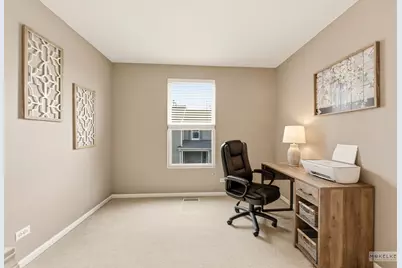 2419 Emily Lane, Elgin, IL 60124 - Photo 15