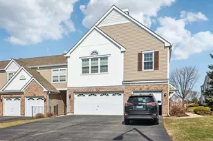 134 Arboretum Dr, Lombard, IL 60148 - Photo 3