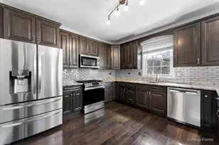 182 Ashfield Ct, Bloomingdale, IL 60108 - Photo 11