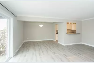 4250 W Lake Avenue #105C, Glenview, IL 60026 - Photo 7