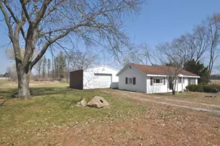 19006 Edwards Rd, Antioch, IL 60002 - Photo 1