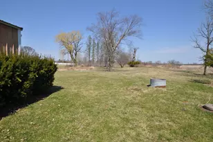 19006 Edwards Rd, Antioch, IL 60002 - Photo 3